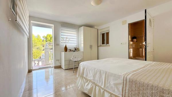 Casa independiente en calle El Salvador