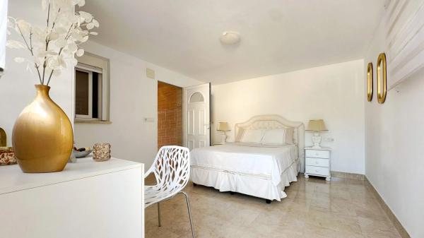 Casa independiente en calle El Salvador