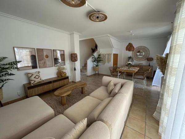 Chalet adosado en calle Murillo, 23