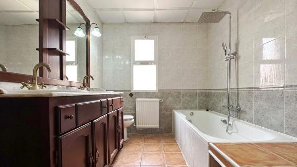 Casa independiente en calle Pagell