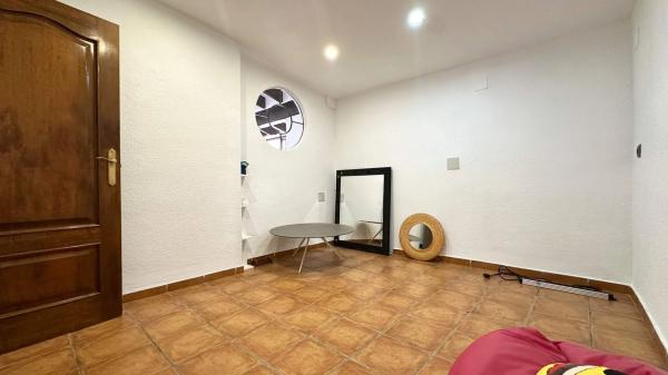 Casa independiente en calle Pagell