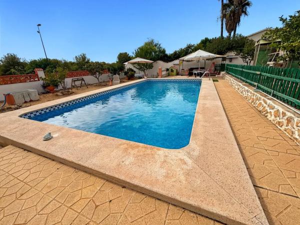 Casa independiente en calle Matisse, 64