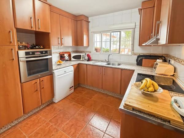 Casa independiente en calle Matisse, 64