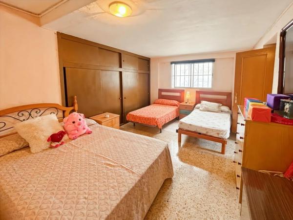 Casa independiente en calle Matisse, 64