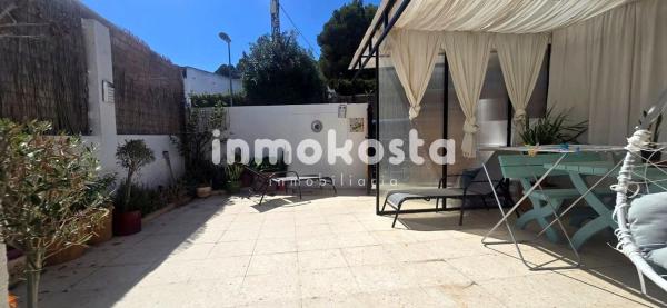 Chalet pareado en calle Vall de Gallinera