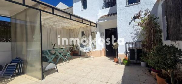 Chalet pareado en calle Vall de Gallinera