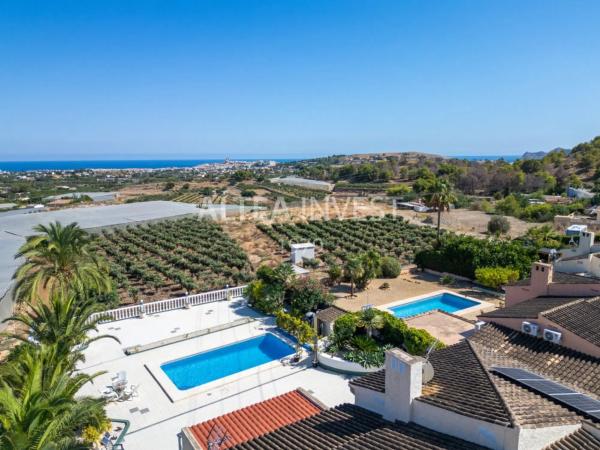 Casa independiente en calle Miramar, 59