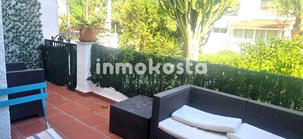 Chalet pareado en calle Vall de Gallinera