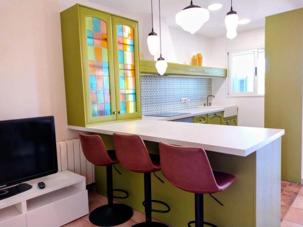 Chalet pareado en calle Acacies