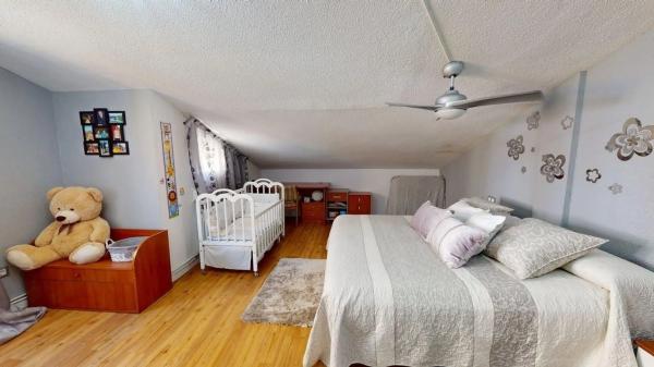 Chalet pareado en calle Joan Miro