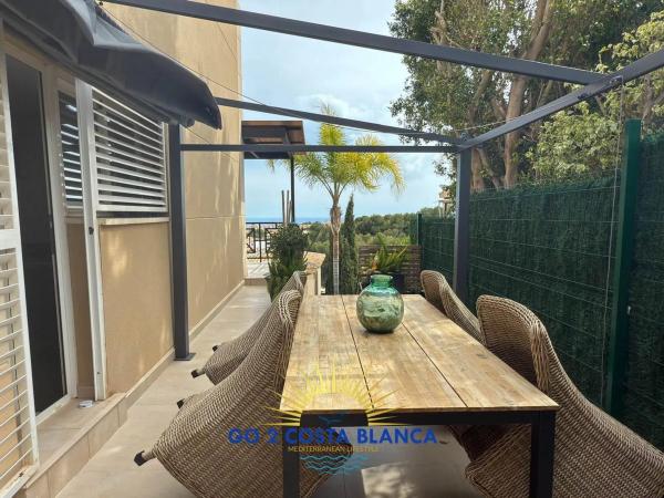 Casa independiente en calle Serra de Mariola