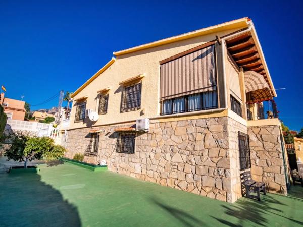 Casa independiente en avenida de Coloma