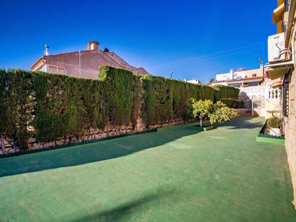 Casa independiente en avenida de Coloma