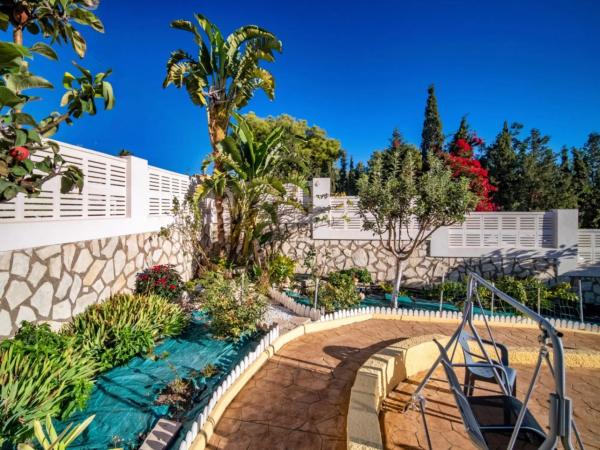 Casa independiente en avenida de Coloma