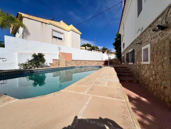 Casa independiente en calle Passerell