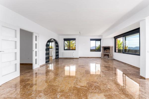 Chalet en calle Carrascar de Parcent