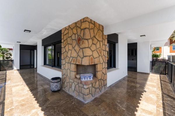 Chalet en calle Carrascar de Parcent