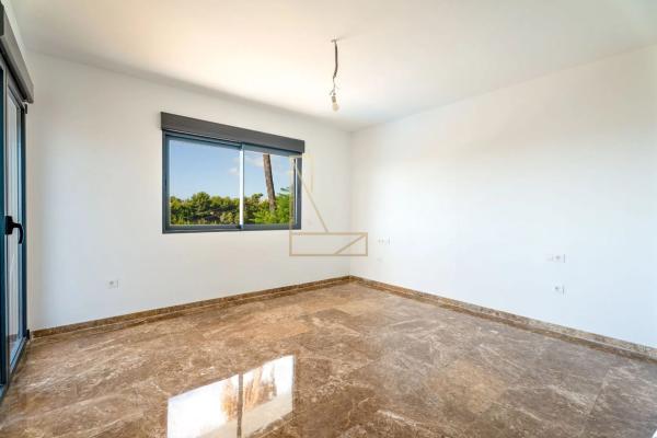 Casa independiente en calle Carrascar de Parcent