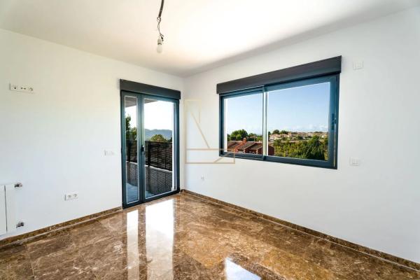 Casa independiente en calle Carrascar de Parcent