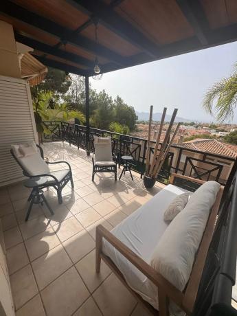 Casa independiente en calle Serra de Mariola, 53