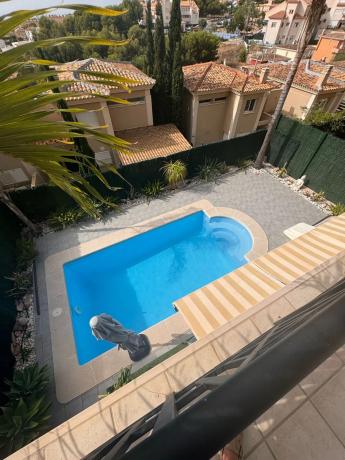 Casa independiente en calle Serra de Mariola, 53