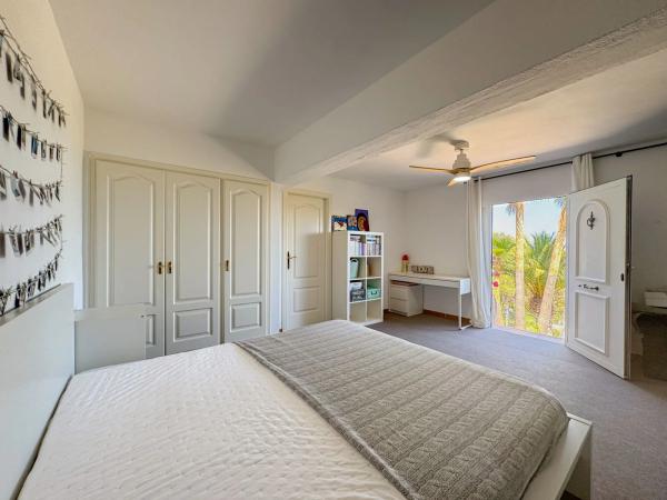 Casa independiente en calle Mar Cantàbric, 20