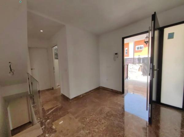 Casa independiente en calle Carrascar de Parcent