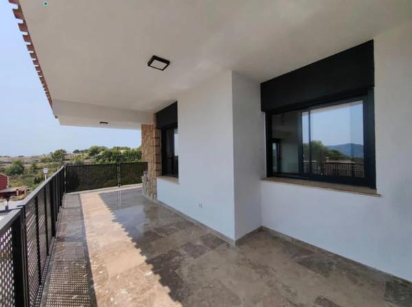 Casa independiente en calle Carrascar de Parcent