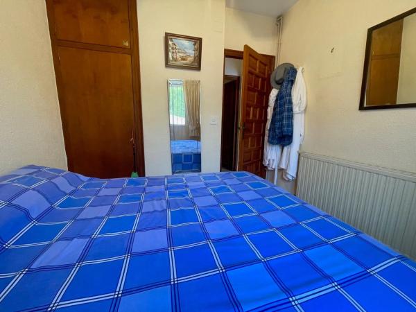 Chalet pareado en calle Bruselas, 58