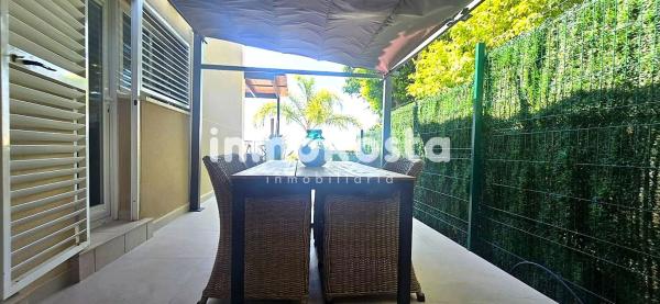 Casa independiente en calle Serra de Mariola