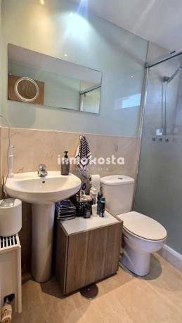 Casa independiente en calle Serra de Mariola