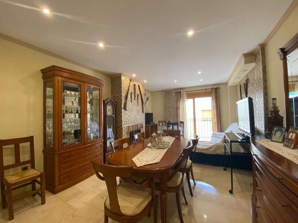 Chalet adosado en calle la Fonteta