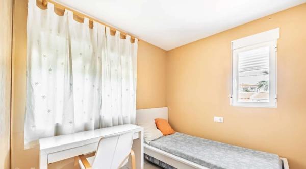 Casa independiente en almendros, 10