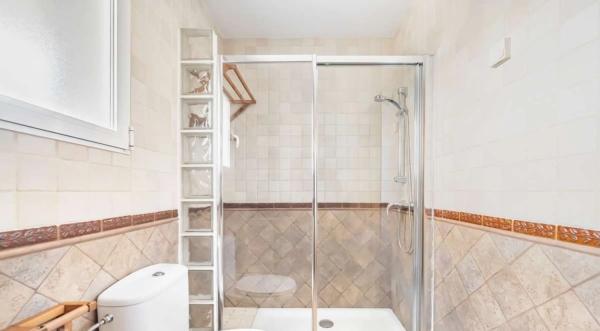 Casa independiente en almendros, 10