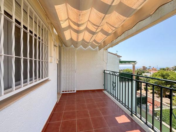 Chalet adosado en calle Mautx