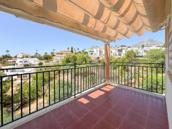 Chalet adosado en calle Mautx