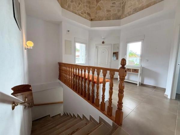 Casa independiente en calle Oslo, 3