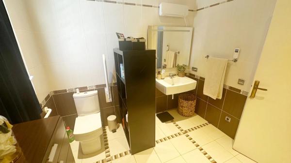 Casa independiente en calle Las Vegas