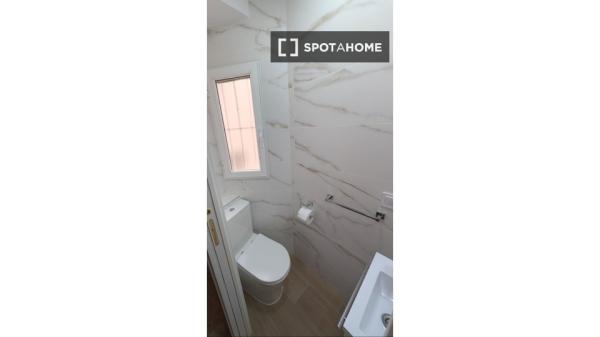 Habitación en piso compartido en Alicante (Alacant)