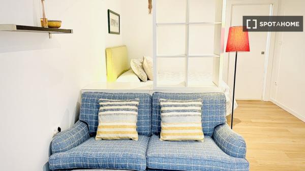 Estudio en alquiler en Colmenarejo, Madrid