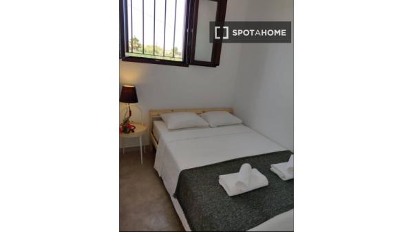 Piso de 2 habitaciones en alquiler en La Punta, Valencia