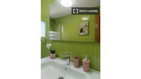 Piso de 3 habitaciones en alquiler en El Campello, Alicante