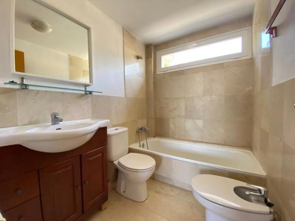 Casa independiente en calle Serra de Mariola