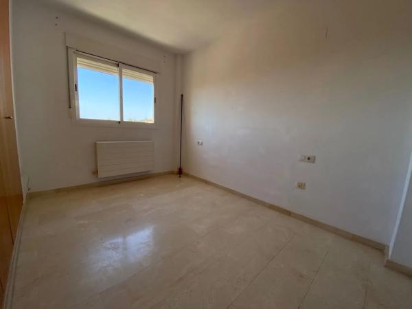 Casa independiente en calle Serra de Mariola