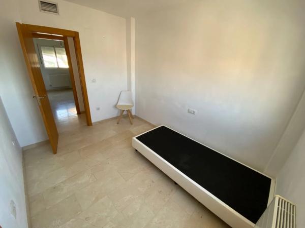 Casa independiente en calle Serra de Mariola