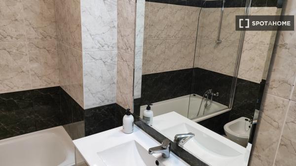 Habitación en piso compartido en Vigo