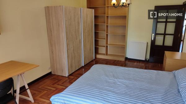 Zimmer in einer 2-Zimmer-WG in Vigo