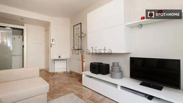Estudio en alquiler en Les Corts, Barcelona