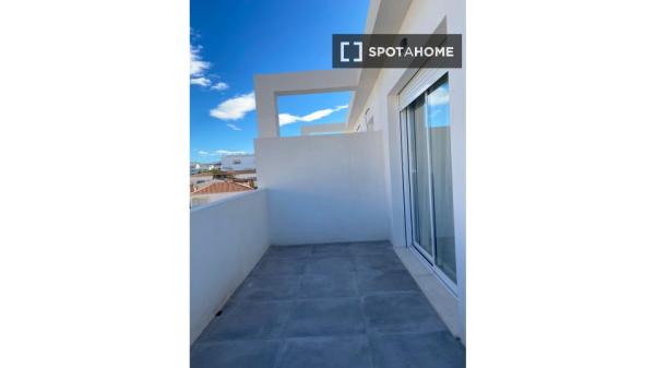 Piso en alquiler de 2 habitaciones en Rincón de la Victoria, Málaga