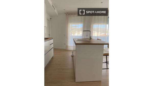 Piso en alquiler de 2 habitaciones en Rincón de la Victoria, Málaga